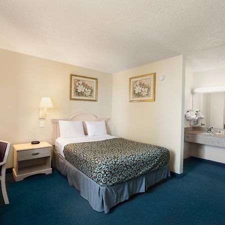 Days Inn Pensacola North Ferry Pass Ngoại thất bức ảnh