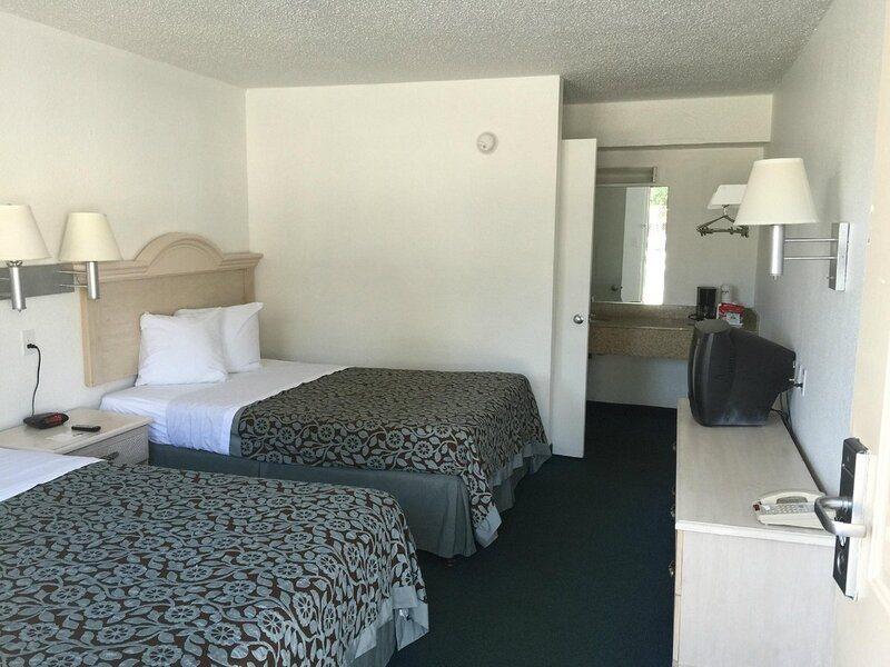 Days Inn Pensacola North Ferry Pass Ngoại thất bức ảnh