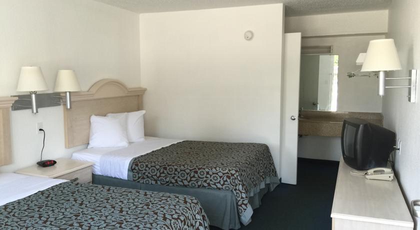 Days Inn Pensacola North Ferry Pass Ngoại thất bức ảnh