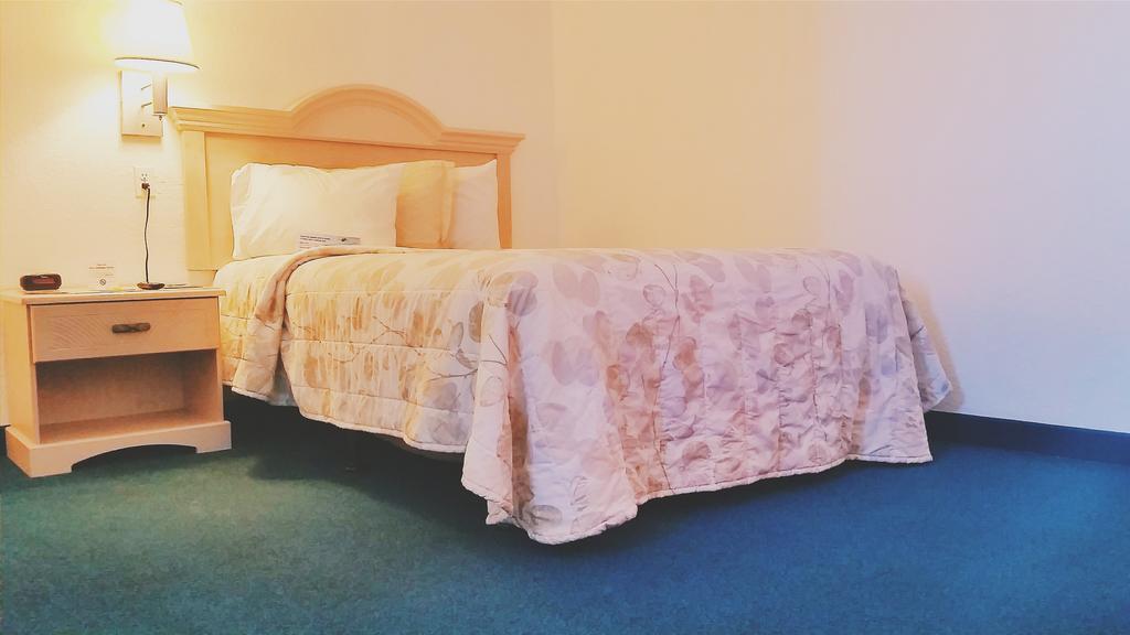 Days Inn Pensacola North Ferry Pass Ngoại thất bức ảnh